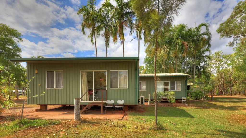 Batchelor Holiday Park Bagian luar foto